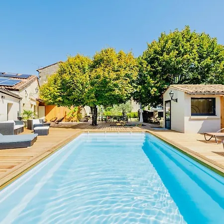 Saltwater Pool, Ac, & 6 Large Bedrooms * Montagne (Gironde)